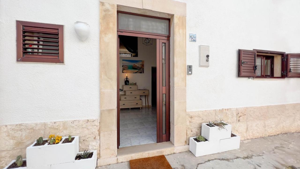 Wepuglia - La Dimora Di Mara Apartment Polignano a Mare Exterior photo